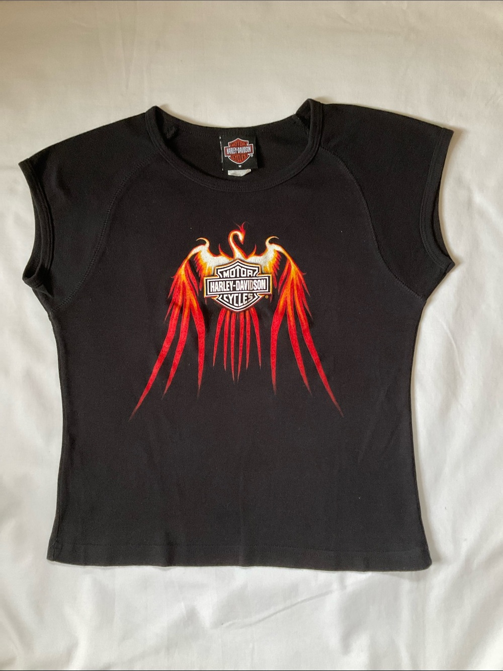 Vintage Harley-Davidson Black Cropped Tee with Red-Orange Flame Wings - Picture 2 of 6